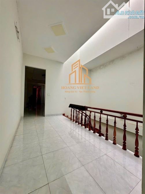 VIP METRO🔮🔮 NHÀ 3 TẦNG MẶT TIỀN KINH DOANH NGUYỄN HỮU THỌ🔮5x26,6🔮11,5tỷ - 4