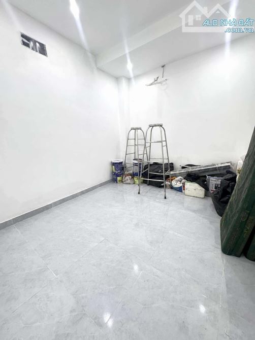 BÁN NHÀ TRỆT LỬNG LÊ VĂN KHƯƠNG Q12 GIÁ RẺ 3,45 TỶ DIỆN TÍCH 55M2 (4x14) - 4