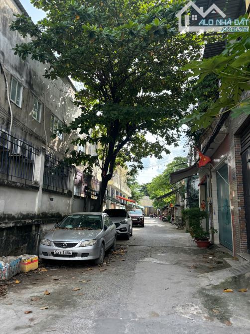BÁN NHÀ 2 TẦNG HẺM XE HƠI - GẦN ĐẠI HỌC VĂN LANG - DƯƠNG QUẢNG HÀM 4X18M - 4