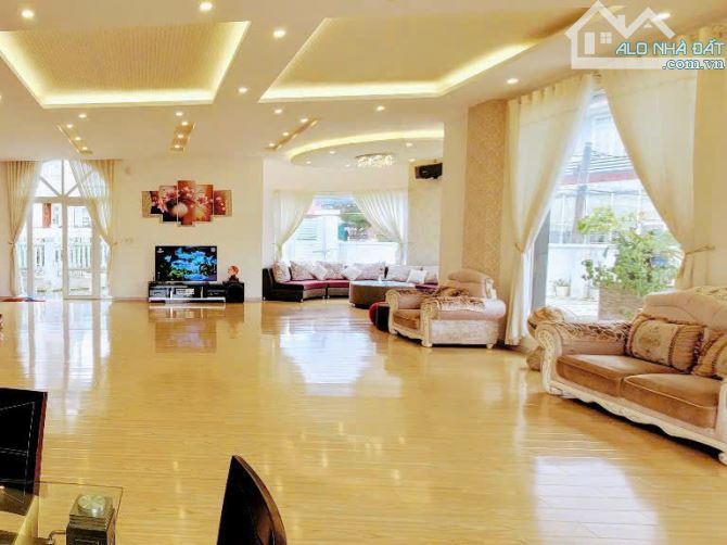 VILLA SÂN VƯỜN RỘNG 1.000M2 - SỔ FULL XÂY DỰNG NGAY TRUNG TÂM - ĐƯỜNG NHỰA 12MET VIEW ĐẸP - 4