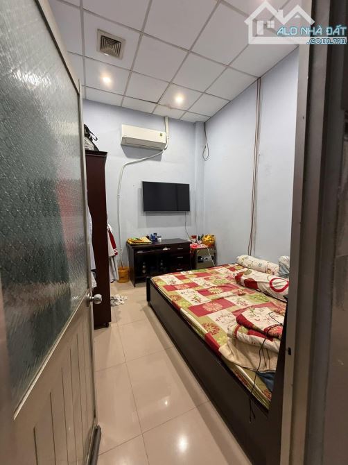 Chủ đi Mỹ cần bán gấp nhà 5x25 gần ngay trường Nguyễn Hiền chỉ 2ti390 - 4