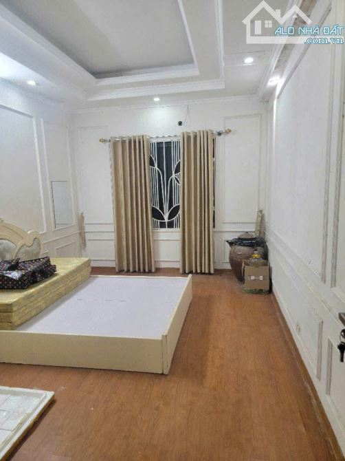 BÁN NHÀ PHỐ TRẦN KHÁT CHÂN - LÒ ĐÚC - 30M2 X 5 TẦNG - NGÕ THÔNG, NÔNG - KO QH - 4
