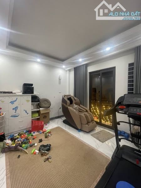 Nhà 5 tầng Thanh Am, ô tô đỗ cửa - 4
