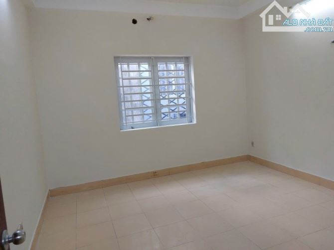 Bán nhà Nguyễn Hữu Tiến, Tân Phú - 66m2, A4, 3T - Hẻm 10m xe tải vào nhà - 4