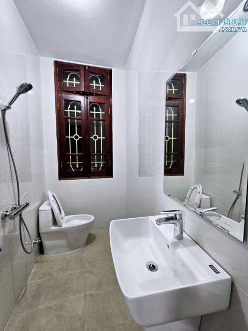 Bán nhà đẹp Hoàng Văn Thái! 50m2 x 4 tầng chỉ 12..tỷ - Phân lô quân đội, ngõ thông thoáng - 4