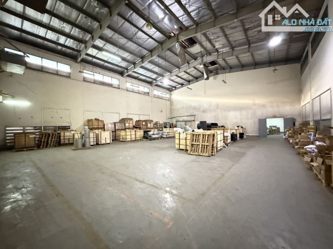 Bán Nhà Xưởng Sẵn 4108m2 ngang 82m x 100m Khu Công Nghiệp Tân Tao A 54 Tỷ - 4