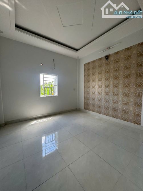 NHÀ 4 TẦNG,ĐƯỜNG 8M,KHU VIP ĐỒNG BỘ HIỆP THÀNH, QUẬN 12 -CHĨ 5TY990 - 4
