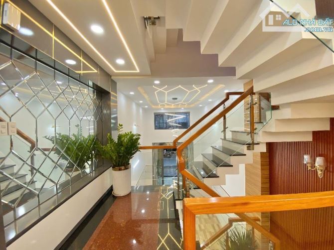 1/ SÁT MẶT TIỀN LÊ VĂN QUỚI, 6 TẦNG FULL NỘI THẤT , 41m2 , ĐƯỜNG 5M, , GIÁ NHỈNH 6.X TỶ - 4
