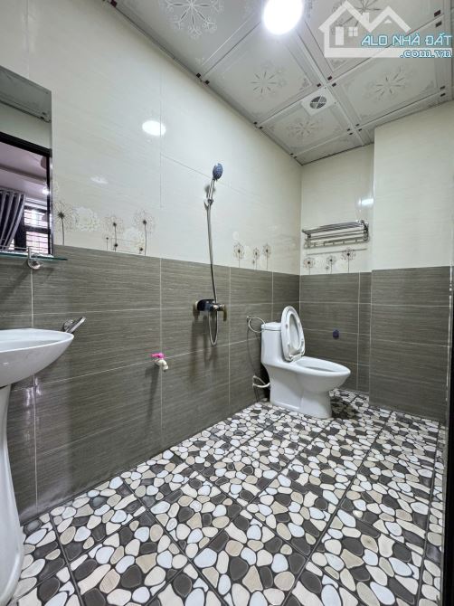 HƠN 6 TỶ – NHÀ 5 TẦNG, DT 32M², MT 4.5M, 3 NGỦ, 4 WC - FULL NỘI THẤT, TT VĂN PHÚ, HÀ ĐÔNG - 5