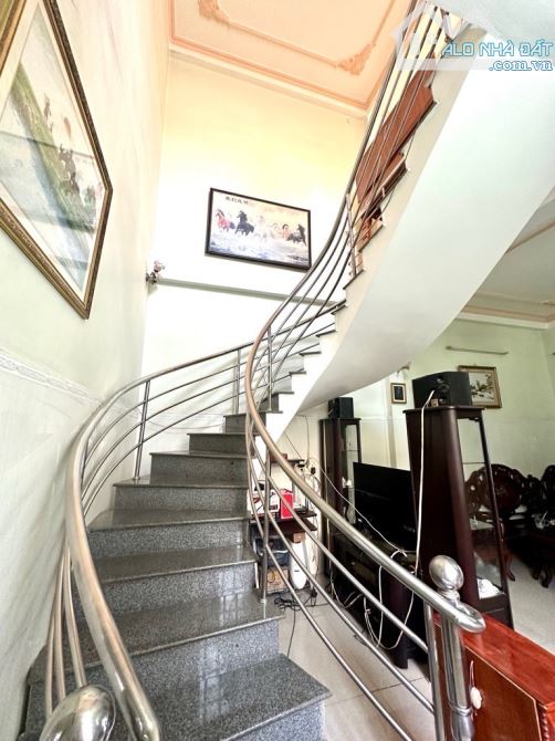 Lô Góc 7x26 - Ngay Phú Mỹ Hưng - Quận 7- Xe Hơi Đổ Cửa - Chỉ 15 Tỷ - 5