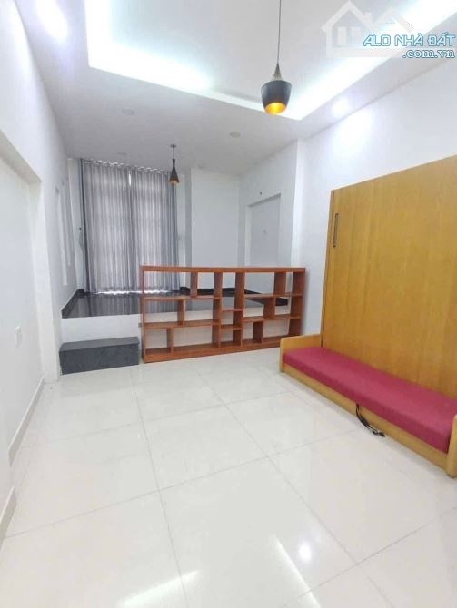 CHO THUÊ NHÀ NGUYÊN CĂN DT KHỦNG 8X15M 1T2L 3PN 2WC SÂN OTO ĐƯỜNG 24 LINH ĐÔNG - 6