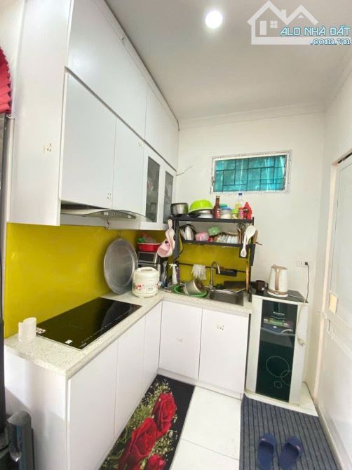 BÁN TẬP THỂ TẦNG 5 ,BỘ T .CHÍNH, 43 NGUYỄN NGỌC DOÃN, ĐỐNG ĐA. 150M2 – 5PN. 4,48 TỶ - 5