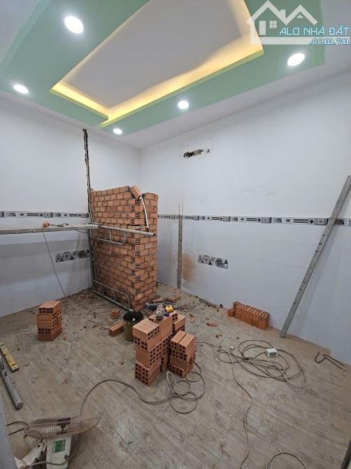 MẶT TIỀN KINH DOANH  TÂN PHÚ  NGUYỄN THỊ THẬP Ngang 5 x15 Q7 CO12 TỎI - 5