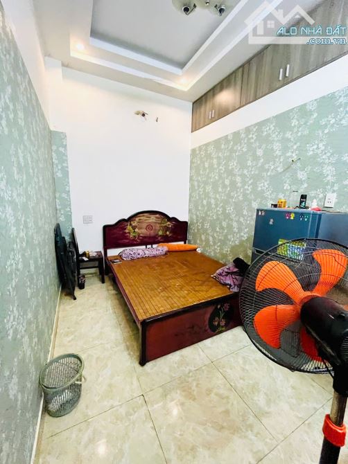 NHÀ ĐẸP 3 TẦNG NGANG 4.35M, 3PN, SÂN THƯỢNG, HẺM 8M ĐƯỜNG 21 NGUYỄN XIỂN, CHỈ 5.25TỶ - 5