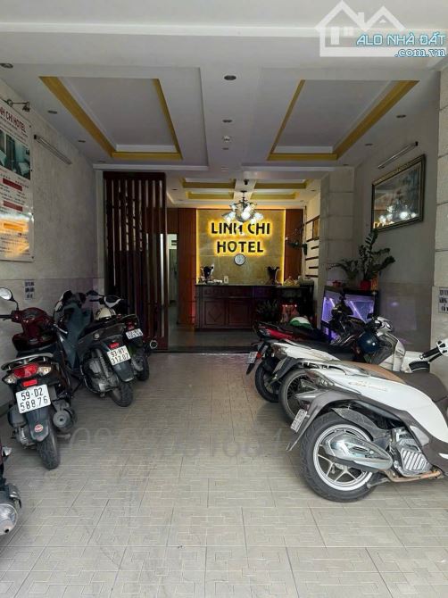 Bán gấp Khách sạn 5 tầng Nguyễn An Ninh giáp TTHC Dĩ An, DT 130m2 (4,6/5,3 x 27) giá 15 tỷ - 5