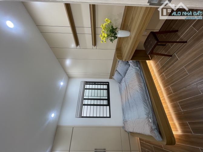 BÁN NHÀ KIỆT TRẦN XUÂN LÊ , 3 TẦNG ,3 PHÒNG NGỦ ,CÓ CHỖ ĐẬU OTO - 5