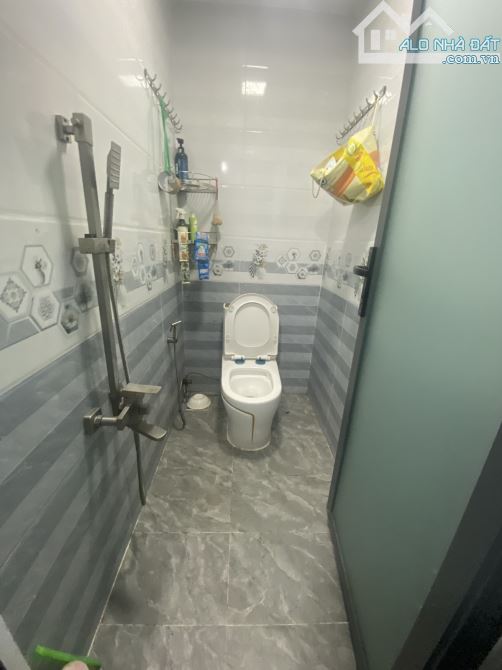 BÁN NHÀ NGAY TÔ NGỌC VÂN LINH ĐÔNG THỦ ĐỨC - HXH - DT 68M2 - GIÁ 8 ĐỒNG 2 . - 5