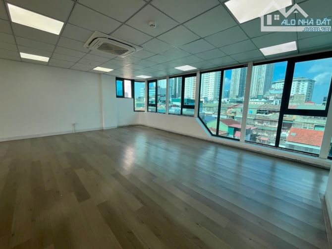 Cho Thuê Toà Nhà Văn Phòng 140m2 x 10 tầng  giá thuê 170 triệu/tháng tại Nguyễn Hoàng - 5