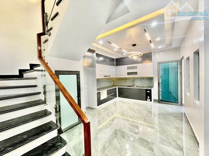 Nhà 4 tầng lô góc mặt ngõ thông Nguyễn Công Hoà kd buôn bán tốt - 5