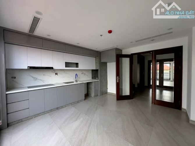 SIÊU PHẨM PHÂN LÔ PHỐ HOÀNG QUỐC VIỆT , OTO TRÁNH, 7 TẦNG THANG MÁY , 29.8 TỶ . - 5
