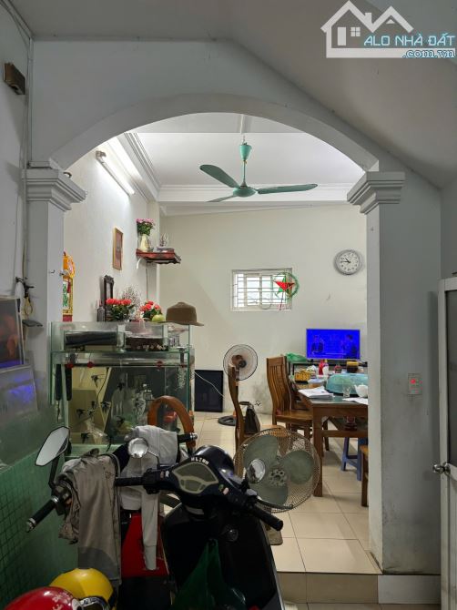 LẠC LONG QUÂN 39.8M2, 5 TẦNG, MT 3.7M, 12 TỶ – 2 MẶT THOÁNG, NGÕ THÔNG, NỞ HẬU - 5
