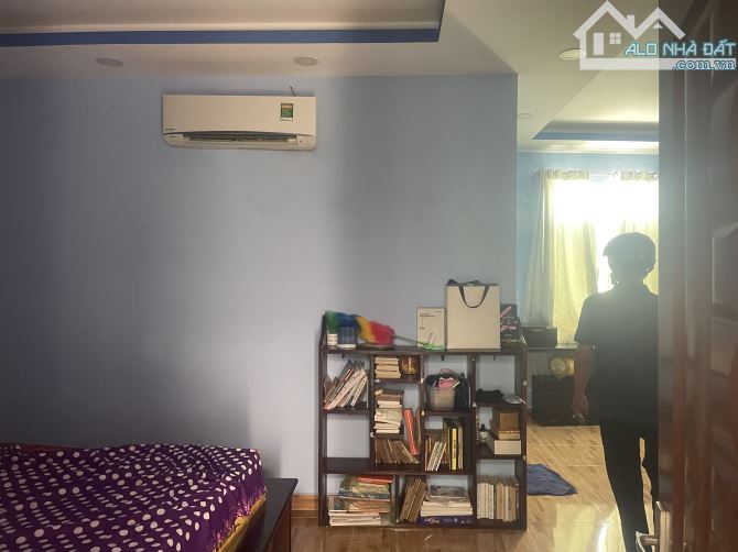 kèo thơm xuất hiện - Bán nhà Hẻm xe hơi - Nguyễn Bình DT:128m2= 5.50*25 - 5