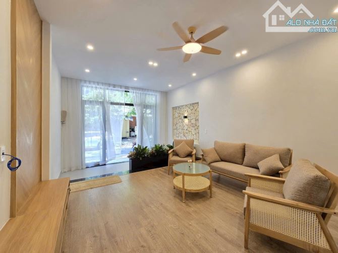 Siêu vip! NHÀ 3 TẦNG NGUYỄN ĐỔNG CHI thiết kế hiện đại trung tâm Hải Châu 81m2 7tyx - 5