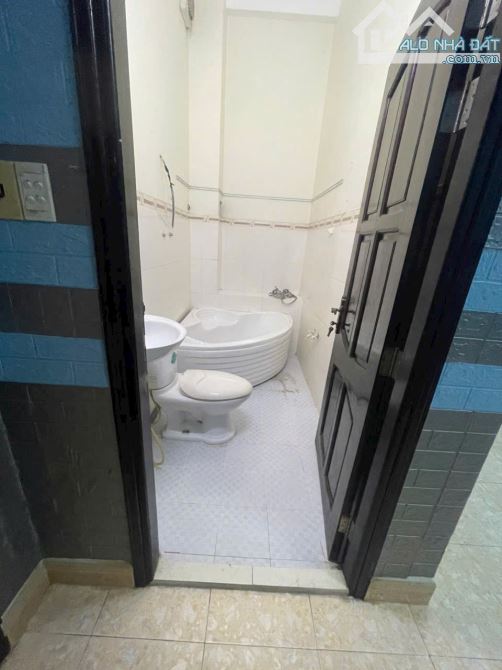 Căn nhà mới siêu đẹp gần sân bay - Đ. Nguyễn Văn Công, Gò Vấp. DT: 65m2 / 3 Tỷ 110 tr. SHR - 5