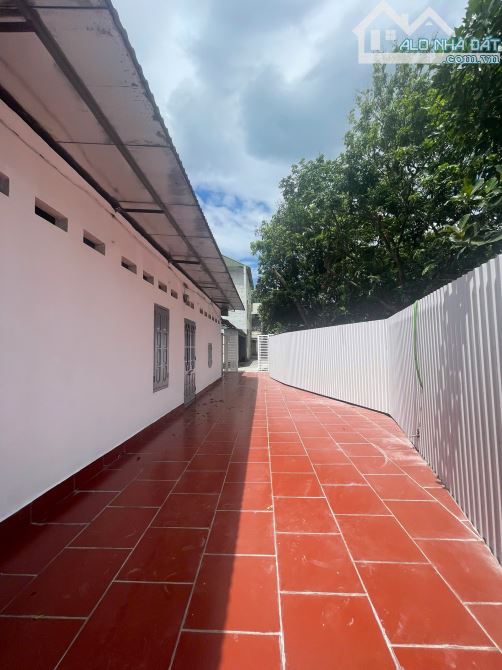 Bán dãy trọ trong khu Làng Bầu, Liên Bảo, Vĩnh Yên. DT 200m2. Giá 3.5 tỷ - 5