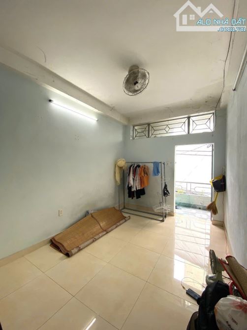 GIÁP NGUYỄN SƠN - HẺM 4M - DTSD 48M2 - 3 TẦNG BTCT 2PN 2WC - CHỈ 2.65 TỶ - 5