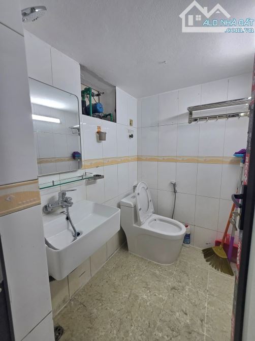 Hiếm, duy nhất, nhà cực đẹp mới tinh, TT Lương Ngọc Quyến 50m2, 3.25 tỷ - 5