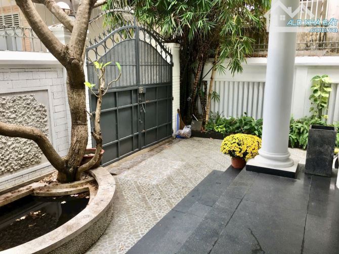 Căn Biệt Thự Với Không Gian Sống Đẳng Cấp - Mức Giá Bình Dân Trong Lòng Thành Phố - 5