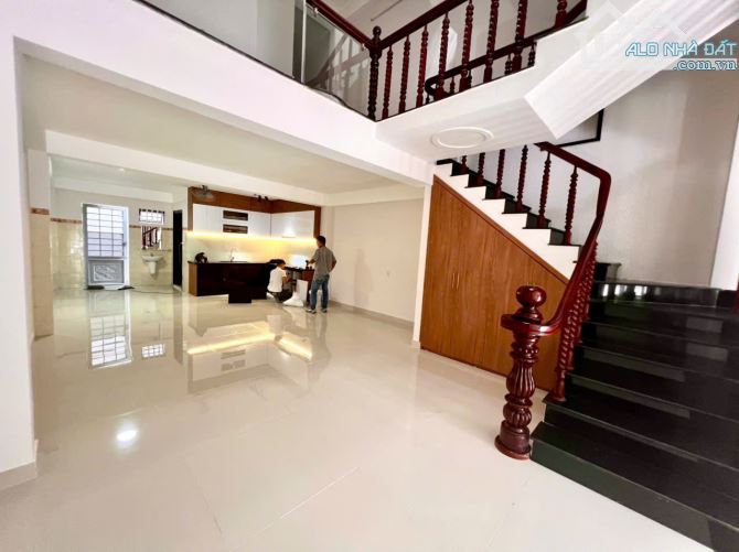 Bán nhà 3 tầng đẹp MT đường 15m Nguyễn Thị Định, gần chợ An Hải Bắc, Sơn Trà - 5