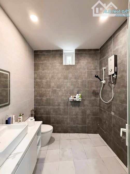 Bán nhà Bình Thạnh hẻm xe hơi 117 Nguyễn Hữu Cảnh - 4x18m 3 tầng sát Quận 1 Full nội thất - 5