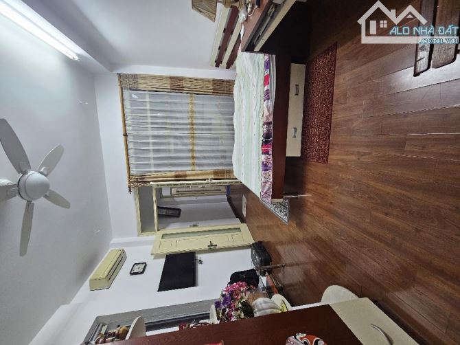 Bán nhà Đội Cấn, dân xây, nhà đẹp, ngõ nông, DT 65m2, MT 4m, giá 14 tỷ 7 - 5