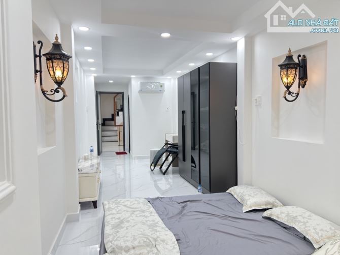 VỊ TRÍ ĐẸP MẶT TIỀN KINH DOANH ĐƯỜNG NHẬT TẢO QUẬN10-40m2-5TẦNG BTCT ĐẸP Ở LUÔN-GIÁ10,5 tỷ - 5