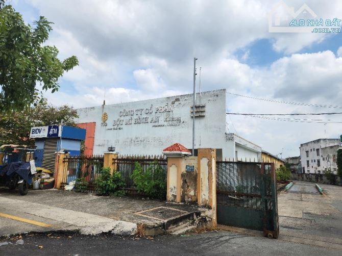 MẶT TIỀN ĐƯỜNG PHẠM THẾ HIỂN - CÁCH CẦU NHỊ THIÊN ĐƯỜNG HƠN 500M - 3 TẦNG - 129M2 - 5