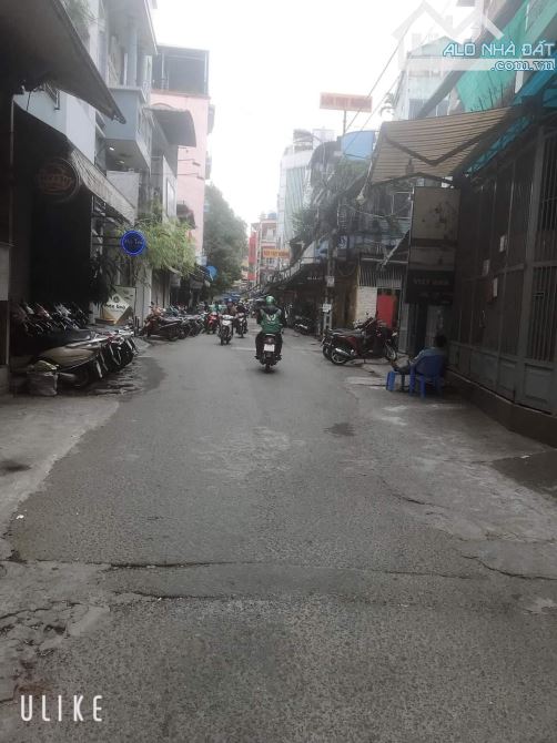 - MẶT HẺM,KD ĐẮT GIÁ NHƯ MẶT TIỀN, QUẬN 10, 3 TẦNG. NHỈNH 5 TỶ. Đ TÔ HIẾN THÀNH - - 5