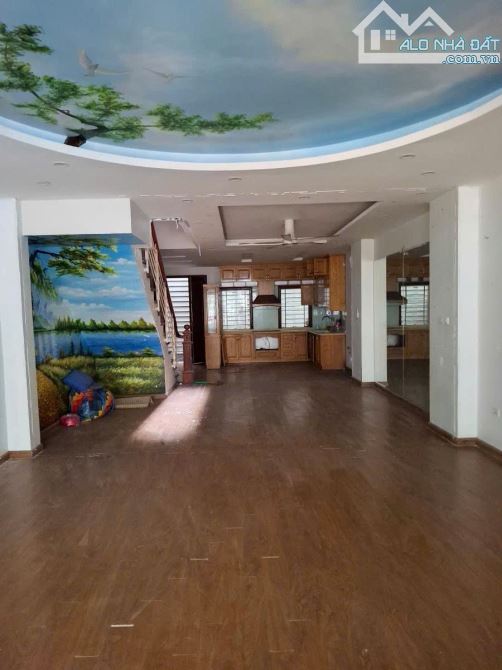 Bán nhà kinh doanh mặt chợ Dọc Bún - La Khê - Hà Đông 90m 4T mặt tiền 5m dòng tiền 31 tỷ - 5