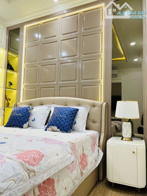 Bán biệt thự 6PN, 7WC đường Đặng Thùy Trâm,  Bình Thạnh, HCM , 15x16 ,240m2, 31,5 tỷ - 5