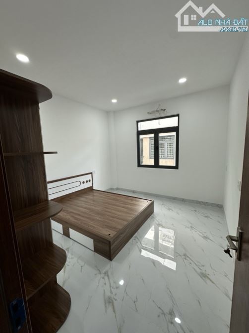 SIÊU PHẨM 4 TẦNG- KHU VIP NHÀ LẦU - NGAY HOÀ BÌNH NỐI DÀI-TÂN PHÚ -GIÁP Q6 -Q11 -NGANG 7.7 - 5