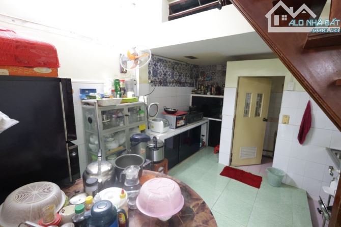 B.ÁN NH.À  SÁT HẺM OTO - 47M2 -GẦN NGÃ 4 BẢY HIÊN - KHU VỰC AN NINH  Cách Mạng Tháng 8 giá - 5