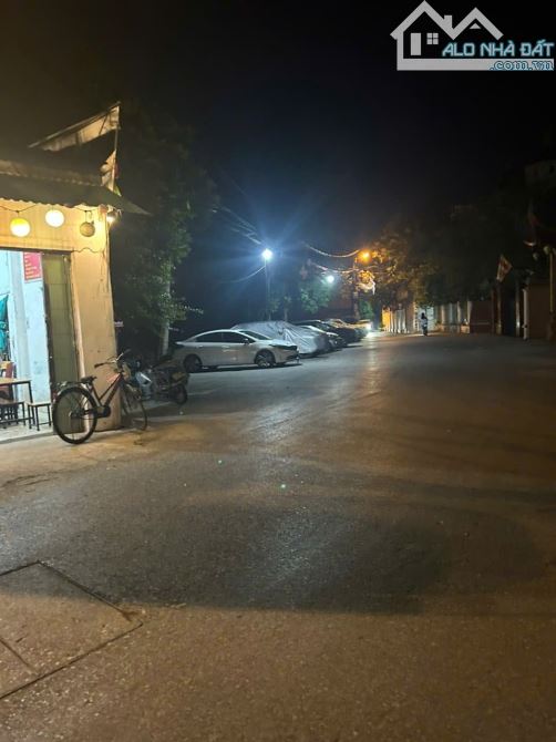 BÁN NHÀ XÃ HỮU HÒA THANH TRÌ 37M 4 TÀNG MT3,62M 3PN GẦN TRƯỜNG CHỢ SỔ ĐỎ RIÊNG CHỈ 4.5 TỶ - 5