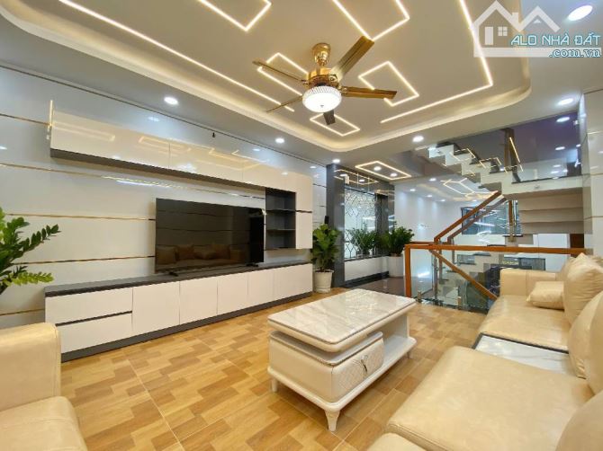 1/ SÁT MẶT TIỀN LÊ VĂN QUỚI, 6 TẦNG FULL NỘI THẤT , 41m2 , ĐƯỜNG 5M, , GIÁ NHỈNH 6.X TỶ - 5