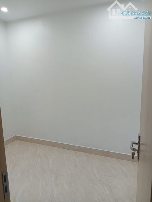 Đường Láng, 45m, 6ngủ, Thang máy, Ngõ thông, Nhà đẹp full nội thất ở luôn, Sổ chính chủ - 6