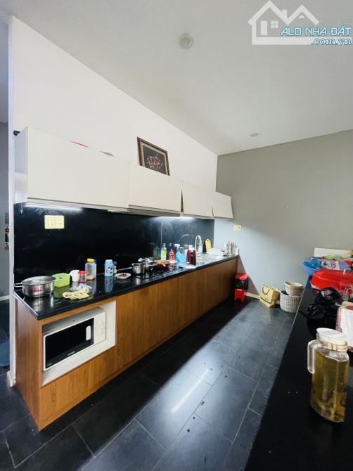 BIỆT THỰ 2 MẶT TIỀN - LÊ VĂN VIỆT - 185M2 - CÂY LỘC VÙNG - HỒ CÁ KOI - 16🧄 - 6