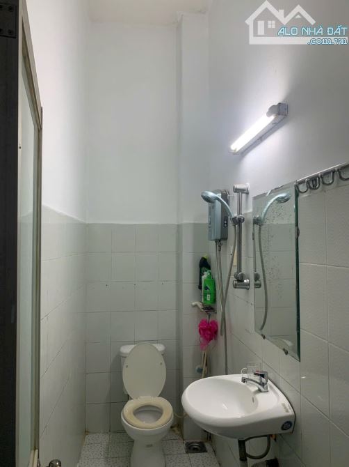 NHÀ 1 TRỆT 1 LẦU 4,2X10M 2PN 2WC FULL NỘI THẤT HẺM BA GÁC ĐƯỜNG 45 SÁT PHẠM VĂN ĐỒNG - 6