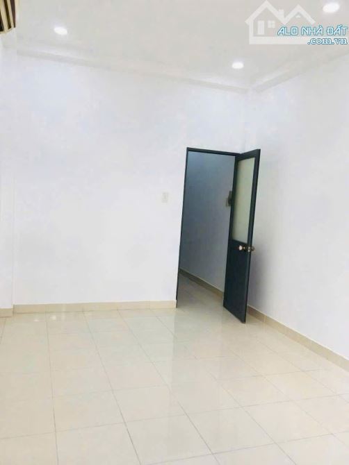 Nhà mới đẹp Nguyễn Tri Phương 2 lầu, 3.2x9 - 2PN 3WC 12tr gần ĐH Kinh Tế - 6