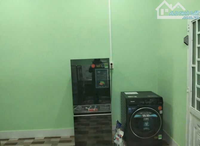Cần tiền chưa bệnh cho con gái nên chú Bảy gừi bán căn nhà ở Bà Điểm-Hóc Môn. DT 119m2, Gi - 6