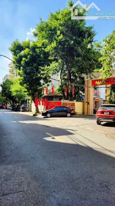 Bán nhà đẹp Hoàng Văn Thái! 65m2 x 5 tầng chỉ 13..tỷ - Phân lô VIP, vỉa hè, ô tô tránh - 6